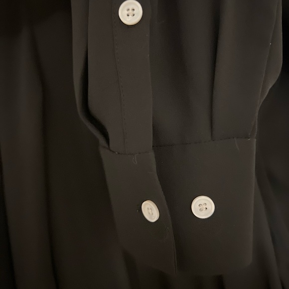 Babaton blouse w/ cinched waist. - Picture 3 of 4